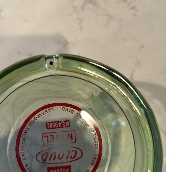 Vintage Cloud Motel California Green Glass red details signs of use mid century - Picture 3 of 6